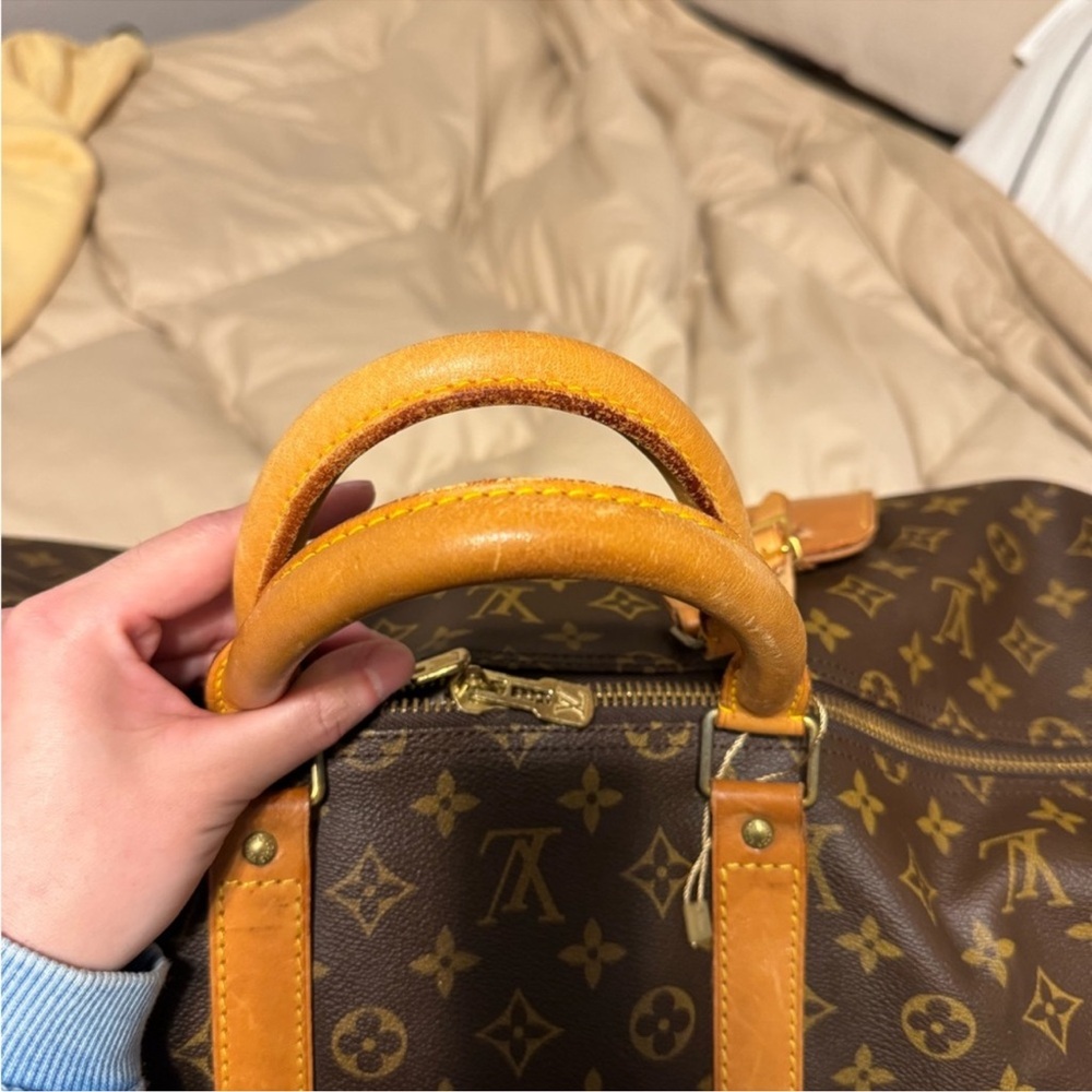 Louis Vuitton🔥 EUC • Keepall 55 (comes with dustbag and luggage tag) - Picture 8 of 12
